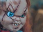 Viral-boneka-chucky-di-tangkap-polisi.jpg