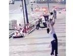 Viral-video-pria-menyelamatkan-balita-yang-jatuh-dari-gedung-lantai-6.jpg