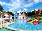 Waterpark-di-Wisata-Alam-Oasis.jpg