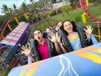 Wisatawan-yang-menikmati-liburan-di-Dufan-Ancol-Jakarta.jpg