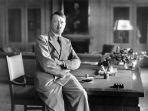adolf-hitler-11.jpg