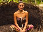 agnez-mo-liburan-ke-bali.jpg