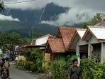 air-terjun-di-puncak-gunung-galunggung.jpg