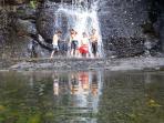 air-terjun-hujan-panas_20160913_133341.jpg