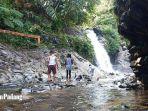 air-terjun-lubuak-tampuruang-padang-sumatera-barat.jpg
