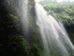 air-terjun-madakaripura-di-probolinggo.jpg