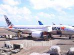 aktivitas-operasional-di-apron-bandara-i-gusti-ngurah-rai.jpg