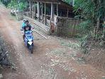 aktivitas-warga-kampung-pitu-nglanggeran-patuk-gunungkidul-jumat-2532021.jpg