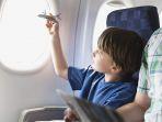 anak-di-pesawat-autis.jpg
