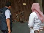 anies-baswedan-meninjau-harimau-di-taman-margasatwa-ragunan.jpg