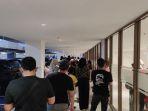 antrean-masuk-mall-sawangan.jpg