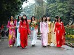 ao-dai-pakaian-nasional-vietnam.jpg