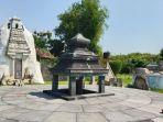 arca-dan-miniatur-yang-menghiasi-sahasra-adhi-pura.jpg