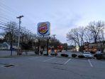 area-parkir-burger-king.jpg
