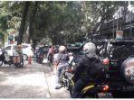 arus-lalu-lintas-sekitar-jalan-taman-sari-kota-bandung.jpg