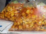 asinan-jagung-bakar-pak-ajum-di-gang-aut-bogor.jpg