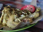 ayam-betutu-khas-bali-untuk-sarapan.jpg