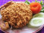 ayam-goreng-ny-suharti-di-jogja.jpg