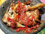 ayam-penyet-pak-mus-img.jpg