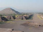 aztec-pyramids.jpg