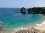 baia-do-sancho.jpg