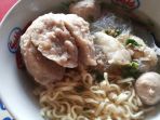 bakso-mas-yon-di-lampung_20170707_124945.jpg