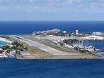 bandara-princess-juliana-sint-maarten.jpg