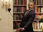 barack-obama-foto-pakai-tongsis_20160904_224247.jpg