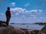 batu-granit-raksasa-di-pantai-tanjung-tinggi.jpg