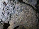 beberapa-tanda-apotropaic-diyakini-melindungi-dari-penyihir-di-creswell-crags-di-timur-midlands.jpg
