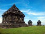 beberapa-waktu-lalu-sempat-viral-seorang-pemeluk-hindu-yang-dilarang-beribadah-di-candi-ijo-jogja.jpg