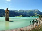 bell-tower-di-danau-reschen-italia_20170814_210632.jpg