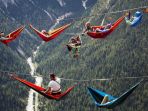 berani-tidur-di-hammock-ini_20171016_164136.jpg