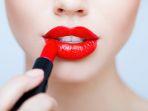 berbagi-lipstik.jpg