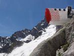 bivouac-gervasutti-gletser-frebouze-mont-blanc-italia.jpg