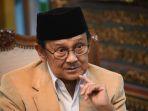 bj-habibie-img2.jpg