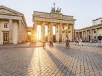 brandenburg-gate_20180709_153456.jpg