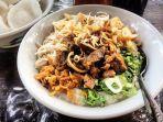 bubur-ayam-mustofa.jpg