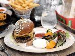 burger-di-four-seasons-hotel-jakarta.jpg