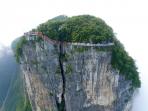 coiling-dragon-cliff-skywalk_20160807_205718.jpg