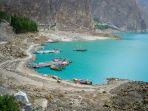 danau-attabad-di-pakistan.jpg