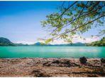danau-sano-nggoang.jpg