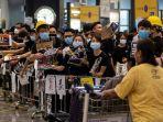 demo-di-bandara-hong-kong.jpg