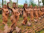 deretan-patung-penari-di-taman-gandrung-terakota-banyuwangi.jpg