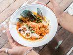 deretan-restoran-halal-terbaik-di-bangkok-thailand-lengkap-dengan-alamat-dan-jam-buka.jpg