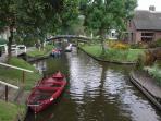 desa-giethoorn-belanda_20161010_202557.jpg