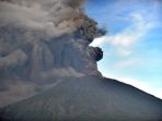 erupsi-gunung-agung_20171129_182051.jpg