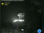 erupsi-gunung-agung_20180702_214235.jpg
