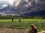 erupsi-gunung-sinabung_20170205_214451.jpg