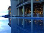 fasilitas-kolam-renang-di-baobab-safari-resort.jpg
